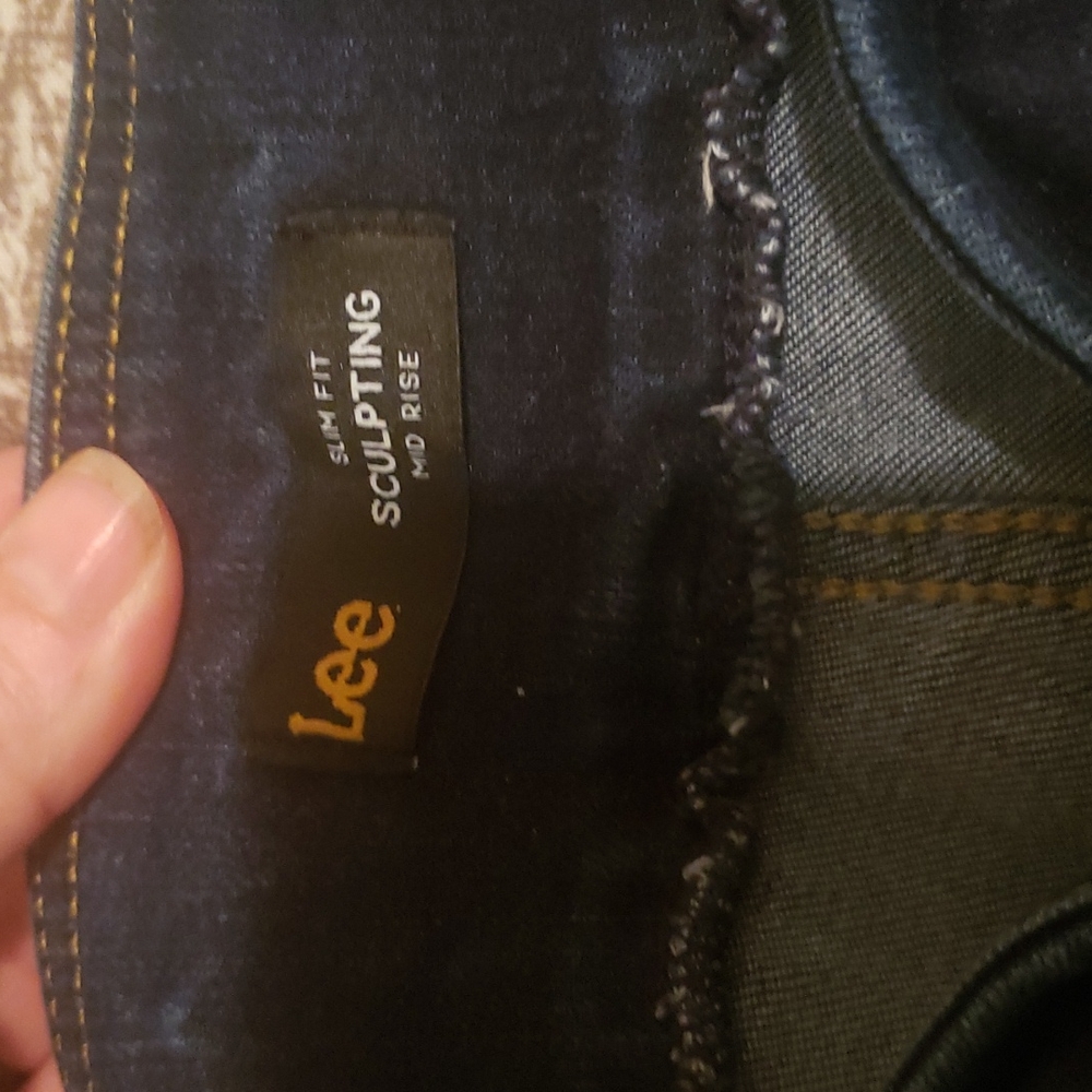 Capris - Picture 2 of 3